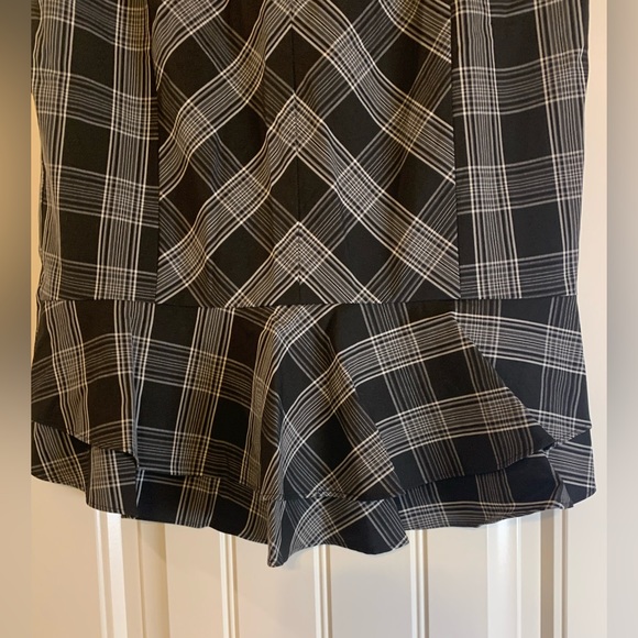 Express Design Studio Black/White Plaid Fishtail Pencil Skirt l Size 8 Y2K - Picture 4 of 8